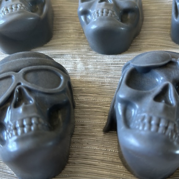 Hand Crafted Soap Charcoal Skulls - Halloween - Picture 4 of 11